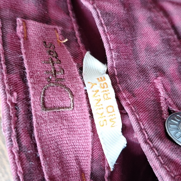 Dittos Pattern Pants - Picture 2 of 5